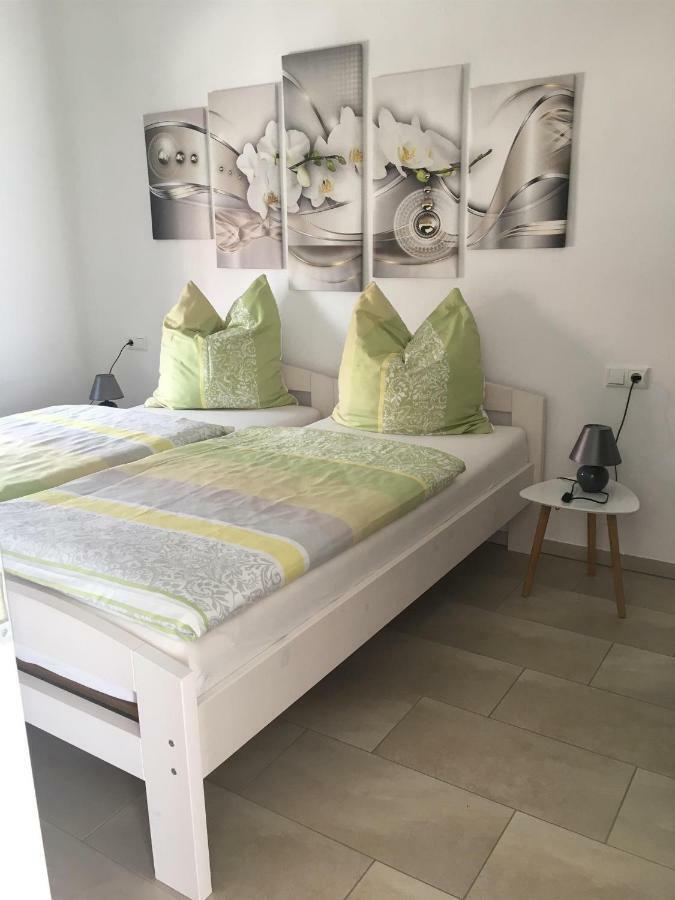 Ferienwohnung Johann Metterich Екстер'єр фото